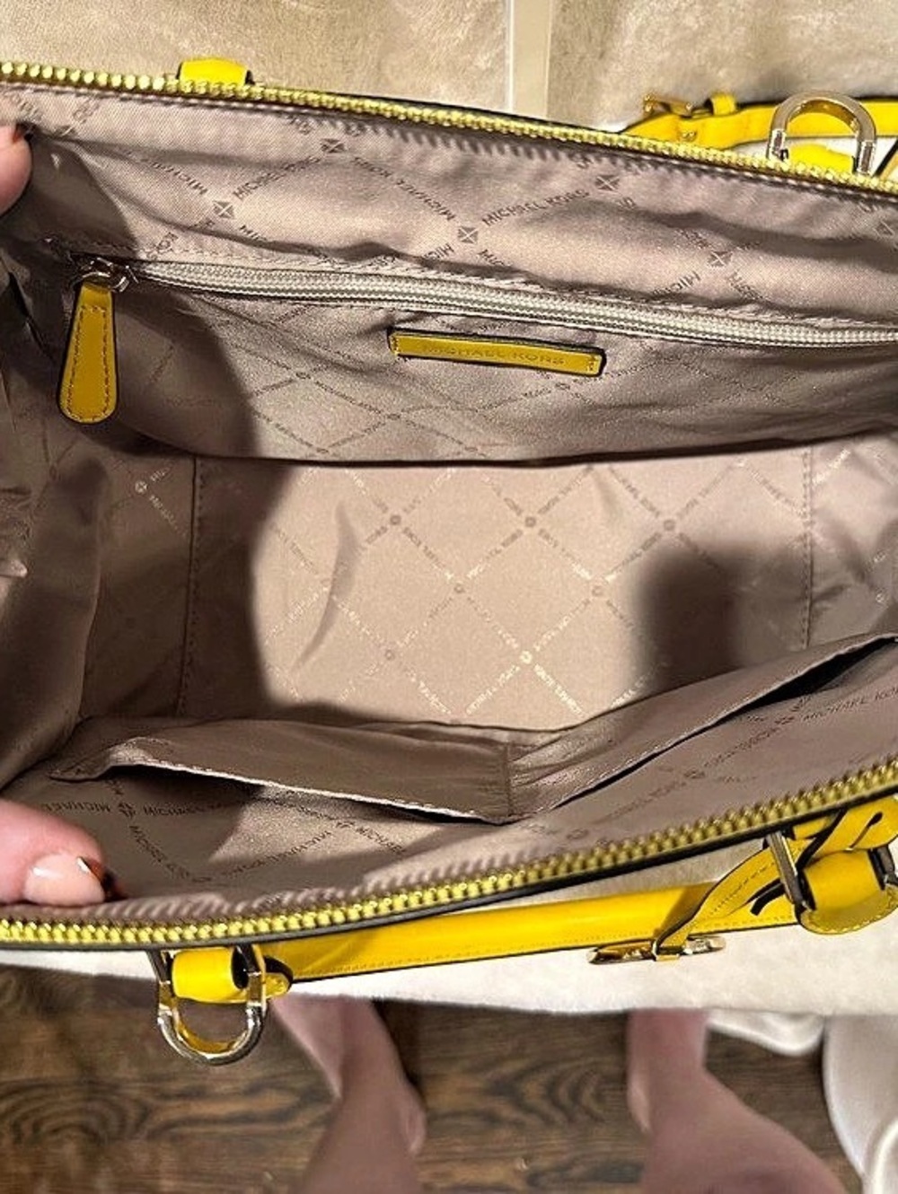 Michael Kors Ciera Medium Saffiano Leather Satchel Yellow - Picture 7 of 8